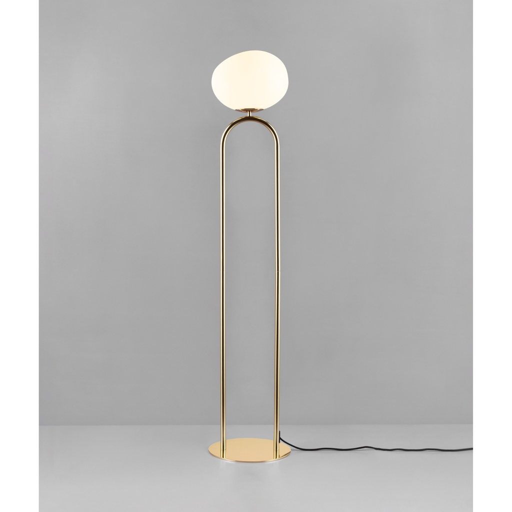SHAPES Stehlampe Ambiente Raum